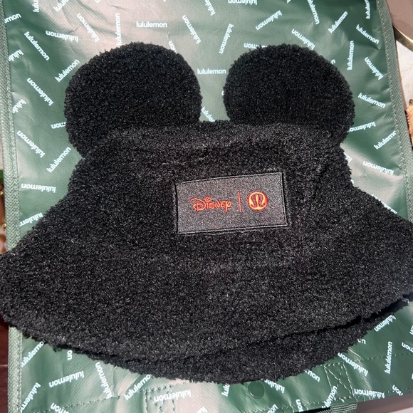 LULULEMON X DISNEY FUZZY HAT WITH EARS NWT - Picture 1 of 5